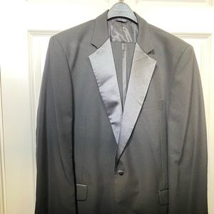 Jos A Bank Men’s Tuxedo, 46L